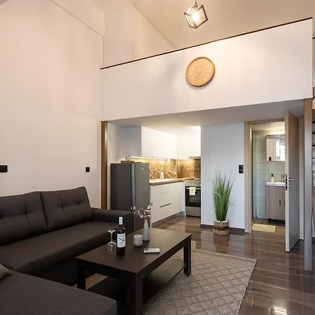 Avliluxurylofts - Luna Apartament